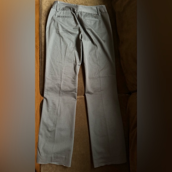 CAbi Gray White Pinstripe Straight Wide Leg Business Attire SZ 10 - Picture 3 of 9